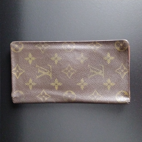 Louis Vuitton Accessories - Louis Vuitton Long Wallet
